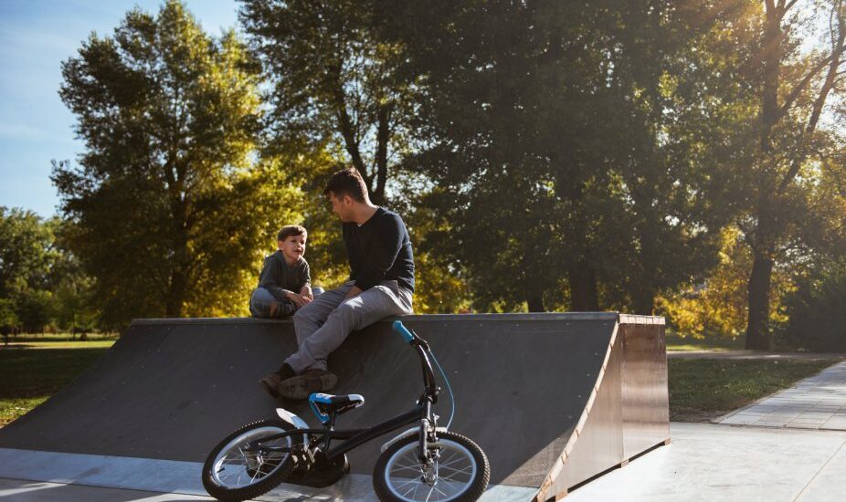 dad mentoring his kid